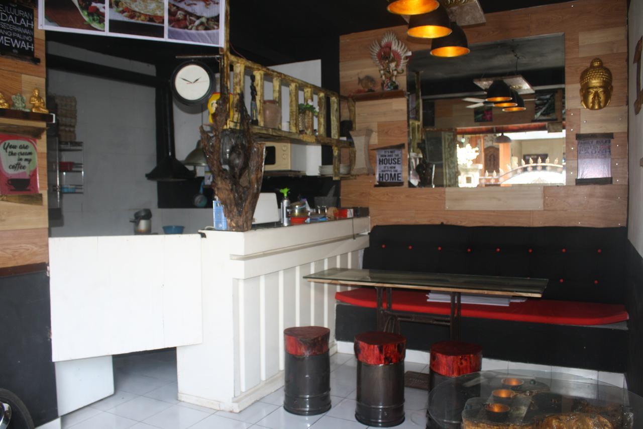 Gusti Homestay Kerobokan Kültér fotó