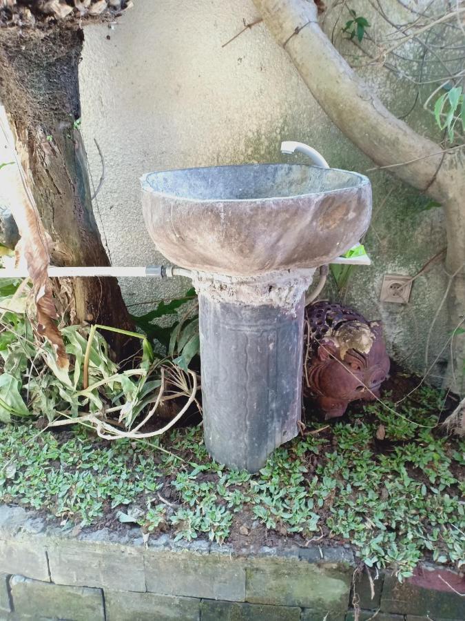 Gusti Homestay Kerobokan Kültér fotó